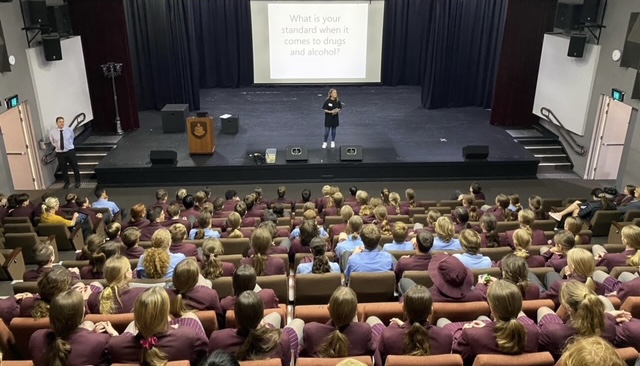 Jade Lewis Presenting